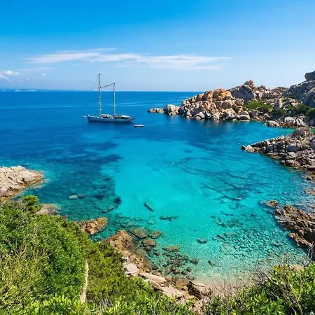 Con Piscina A 10 Minuti Da Rena Bianca * Santa Teresa Gallura